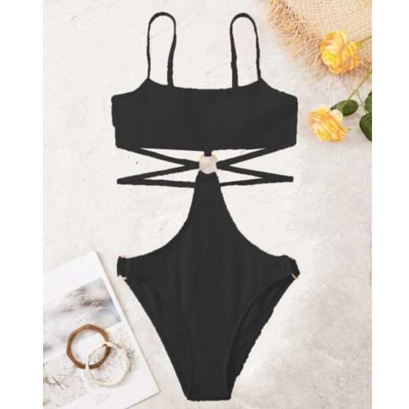Boho black gold chain detail cutout monokini swimsuit - Picture 5 of 7